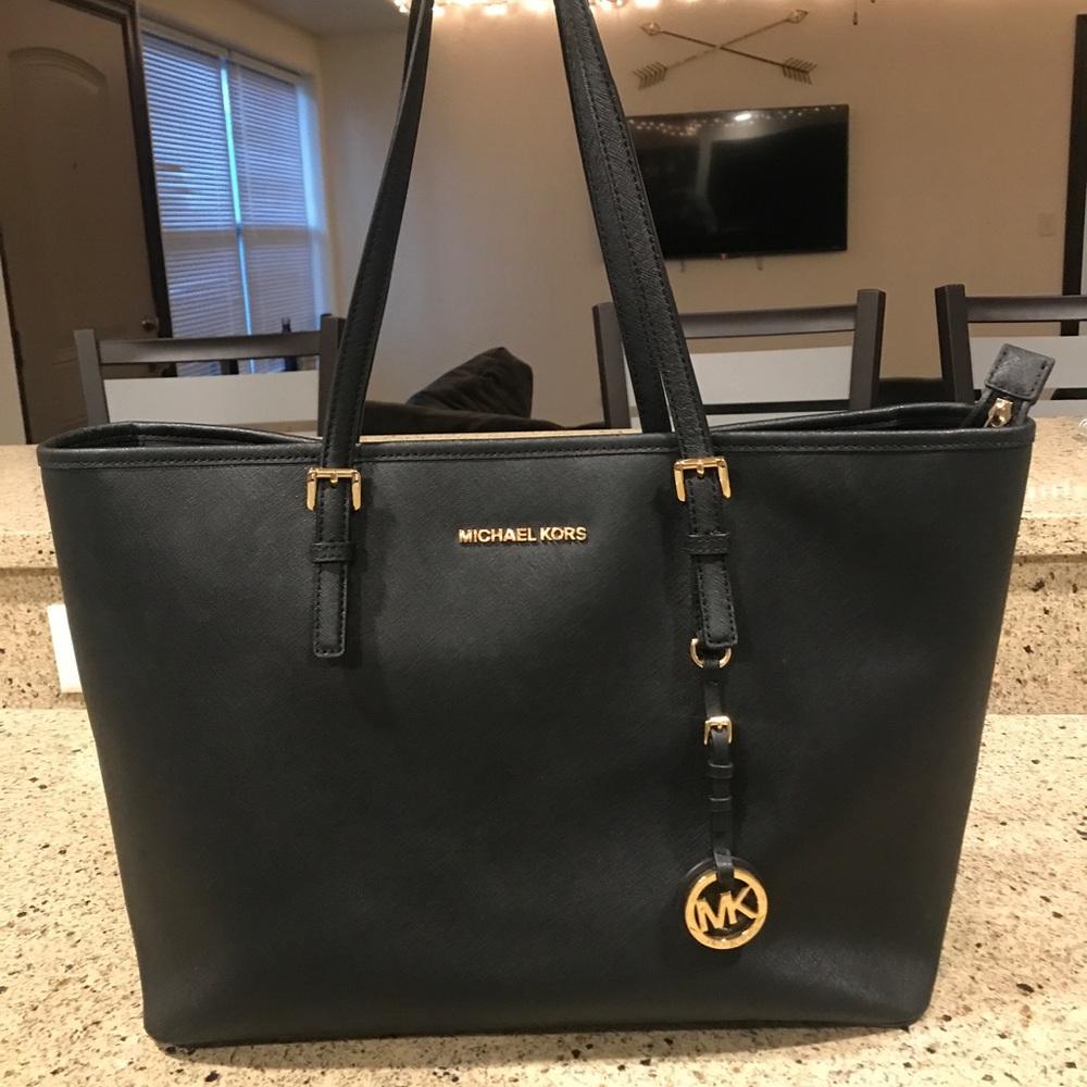 Michael Kors tote